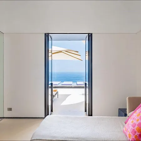Lavish 3Br Cliffside Villa With Majestic Sea Views In Central Positano * Positano