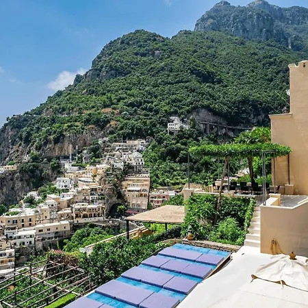 Villa Lavish 3Br Cliffside Villa With Majestic Sea Views In Central Positano *